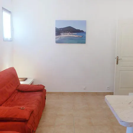 Le Pin D'alep Apartment *